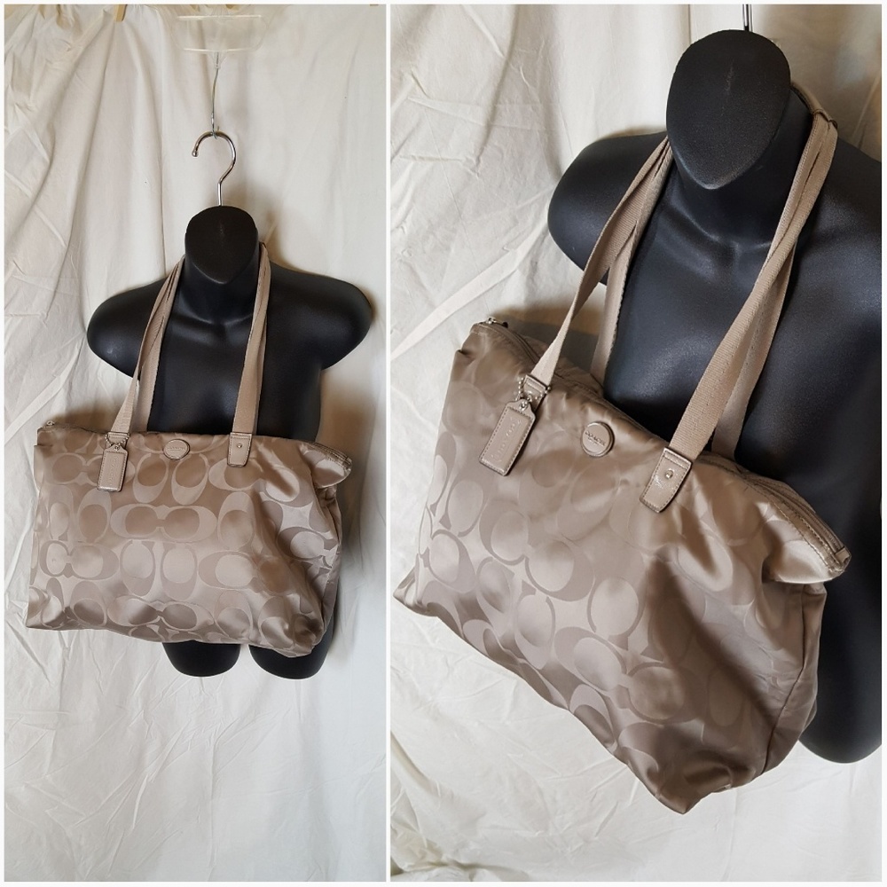 Coach | tote bag + zipper pouch